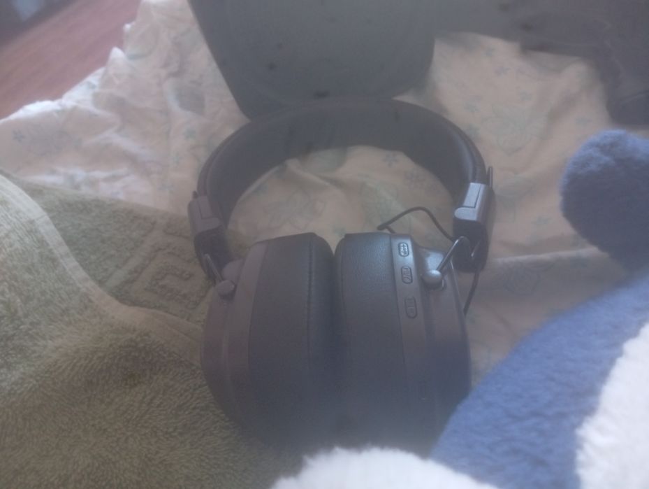 Наушники состояние хорошее