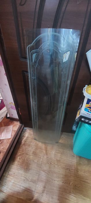 Стенкага ойнак сотилади.