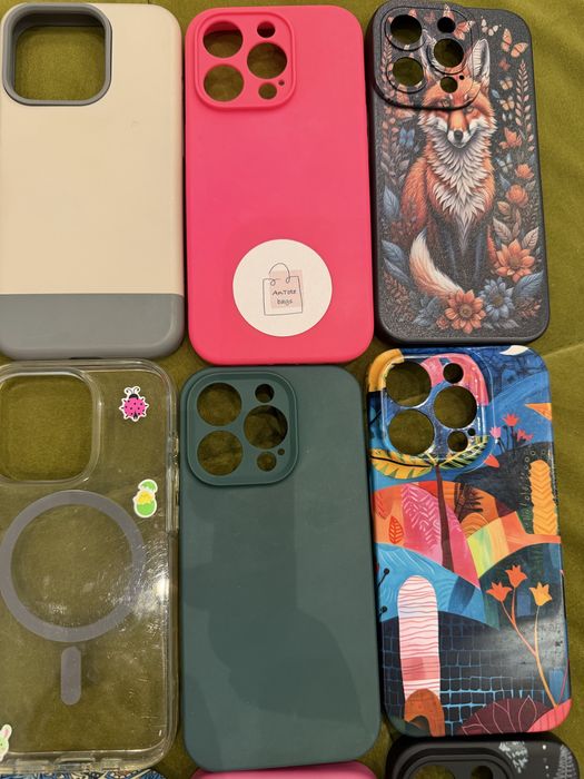 12 броя калъфи за iPhone 15 Pro