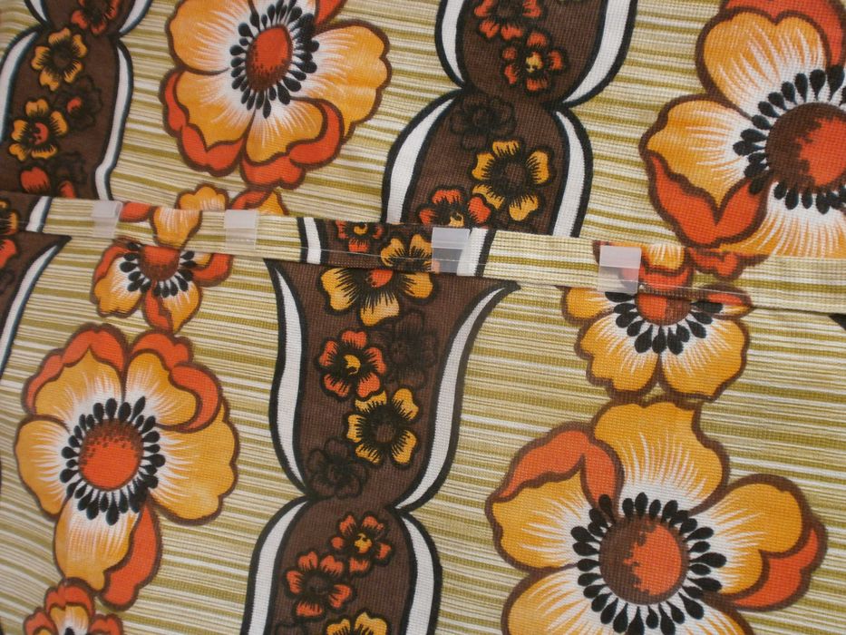 Четири броя нови текстилни щори 140/84см- 6лв за брой