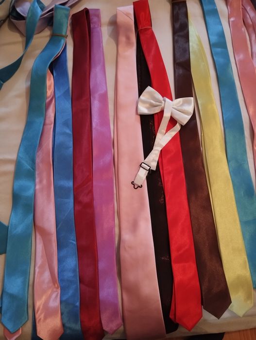 Галстуки бабочки новые