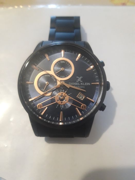 Часы срочно новый