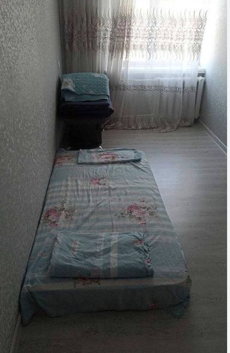 Аренда квартиры 1/4/4 Мирзо Улугбек  налоговая . Общежитие