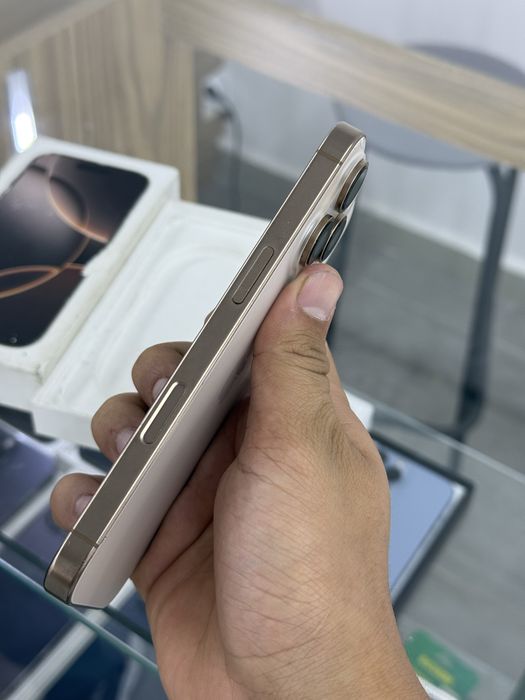 iphone 16 pro оригинал почти даром