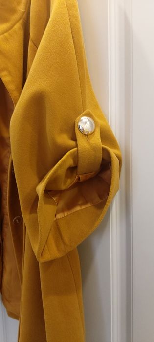 Продам женское пальто