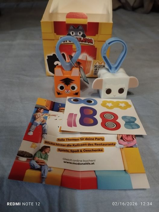 MC Donald's kid menu pet simulator 2024