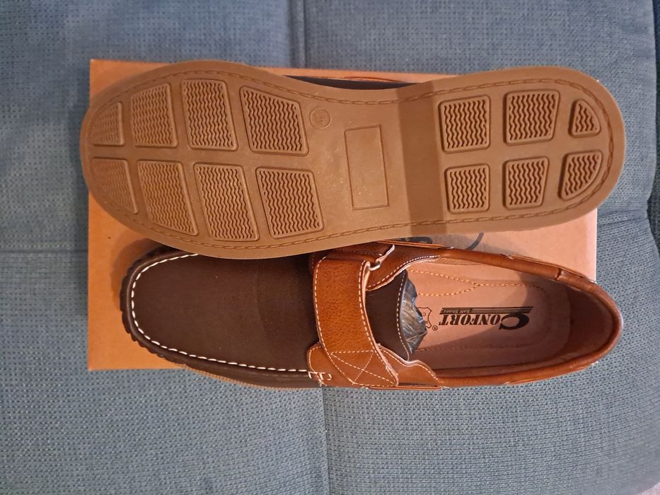 Pantofi bărbați tip mocasini