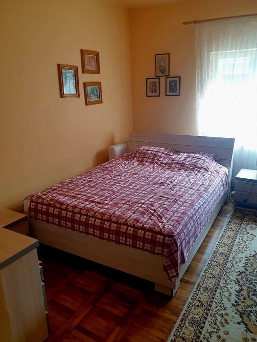 Vand casa locuibila Finteusu Mare 8 ari de teren