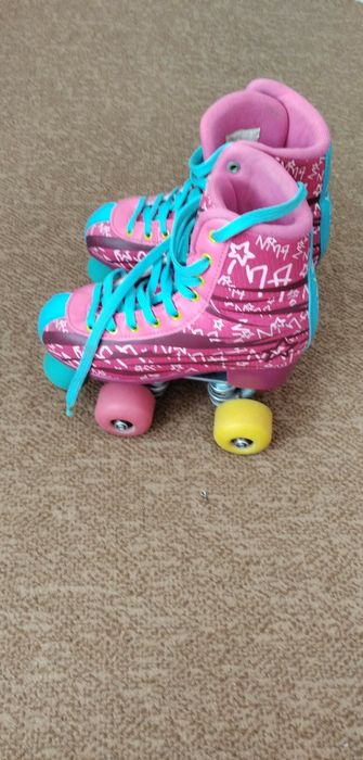 Ролкови кънки, в добро състояние са