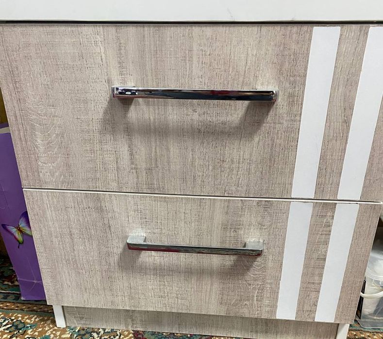 Продается тумбочка