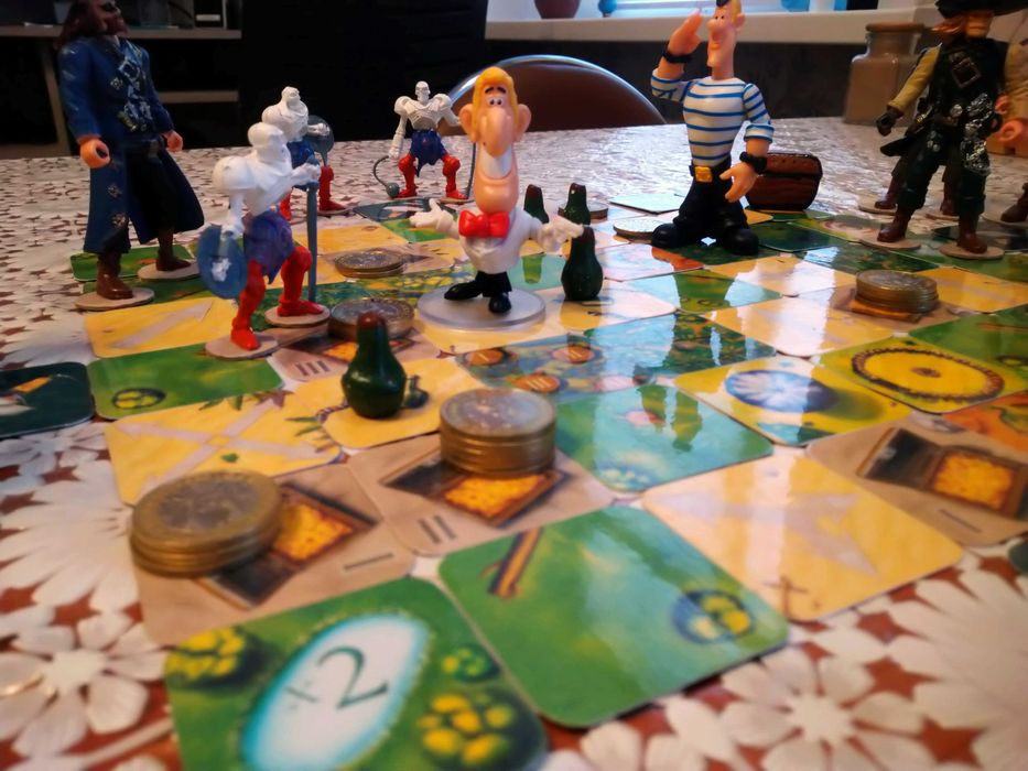 Настольная игра Jackal