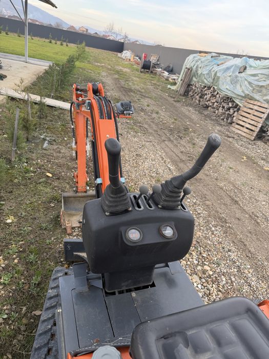 Miniexcavator 1.2 Tone 2023 Variante