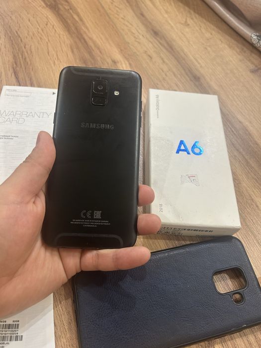Продается Samsung Galaxy A6 в отличном состоянии