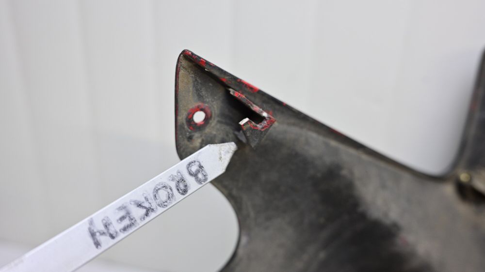 Far Cu Carena Fata Grile Si Semnalizari Honda CBR600F F4 PC35 1999 -