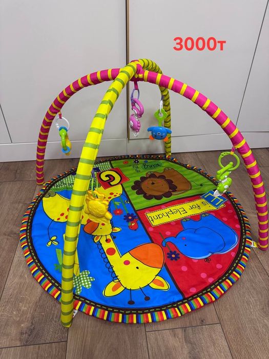Продам 4  детских коврик -развивашки