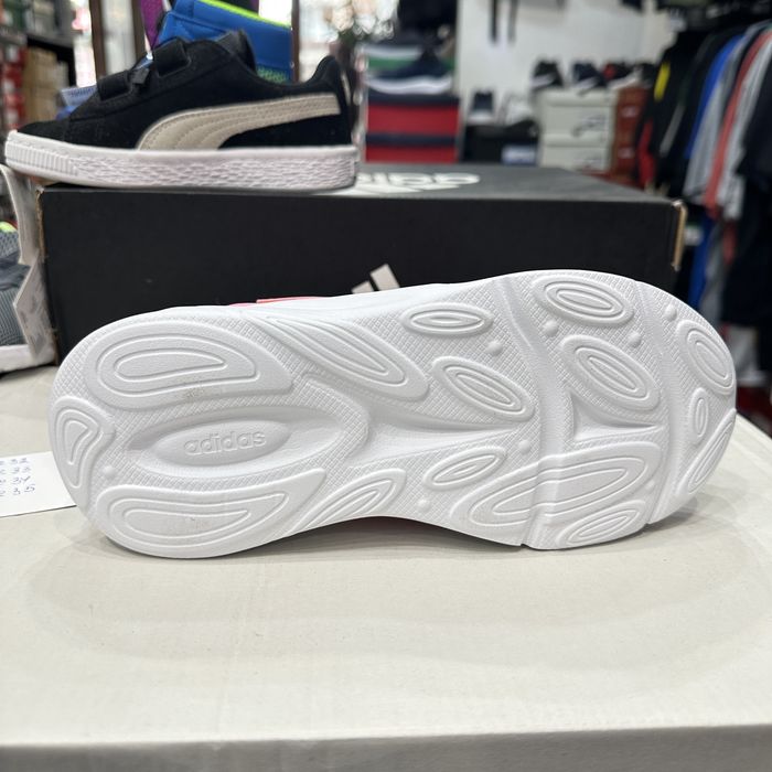34 Adidas Ozelle | Оригинални детски маратонки