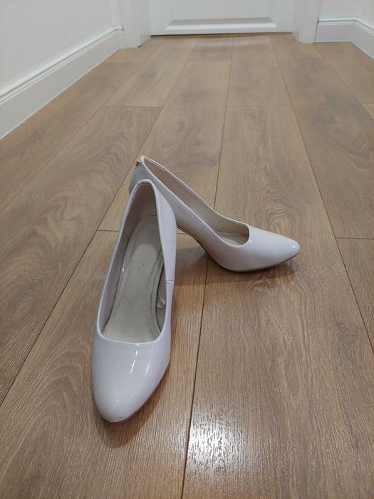 Дамски обувки 39 номер