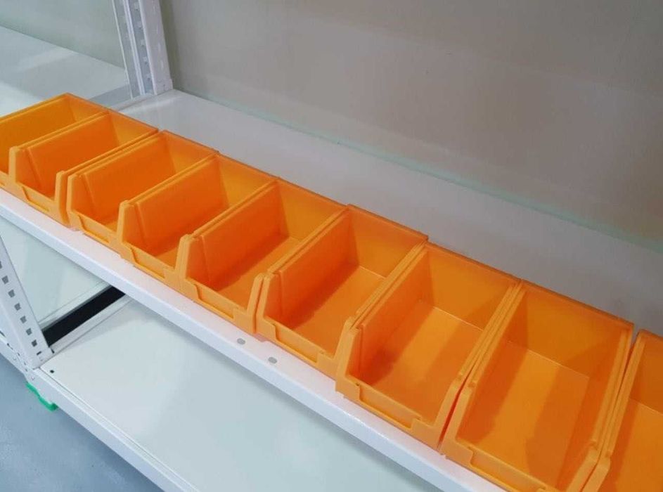 Ящик пластиковый для болт гайки