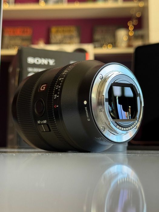 Обектив Sony FE 35mm f/1.4 GM