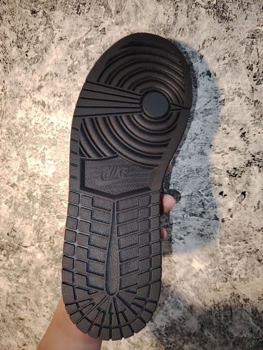 Прадам оригинальные с банкока nike air jordan 1 low flyease