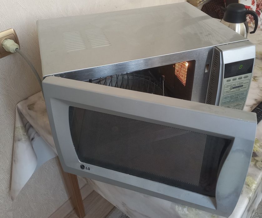 B/U - kir moshina, mikrovolnovka, TV