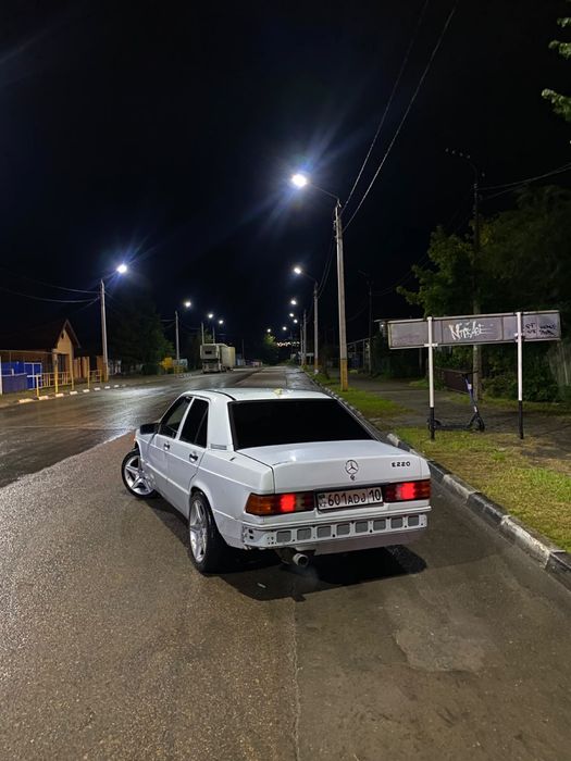 Продаю Mercedes Benz 190