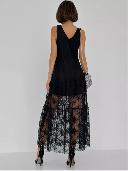 Платье с гипюром кружевное