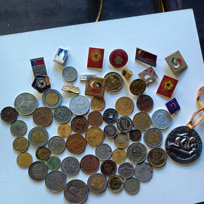 Чуждестранни и бг монети