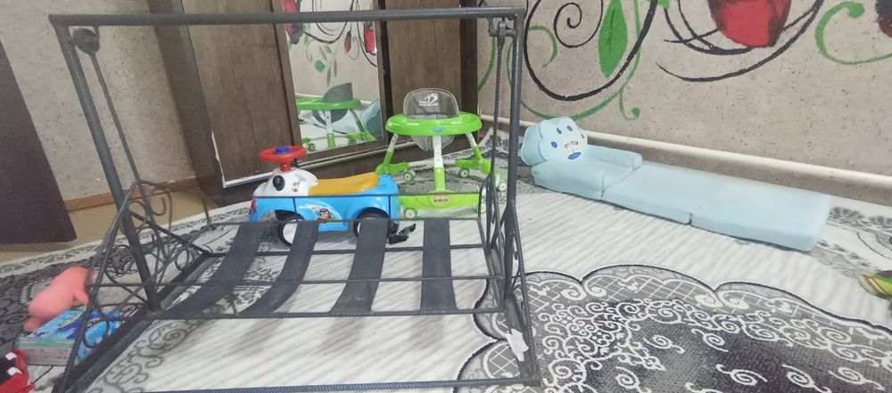 Taza jagdaydagi arzan sapali balalar mebelleri ham oyinshshiqlari