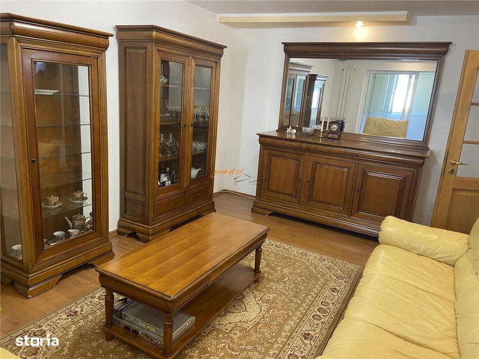 Apartament 4 camere Focsani , zona b- dul Independentei , suprafata ge — fotografia 1