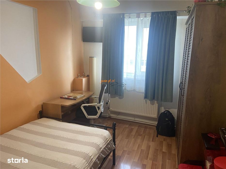 Apartament 3 camere , zona ultracentrala - Unitatea de Pompieri, renov