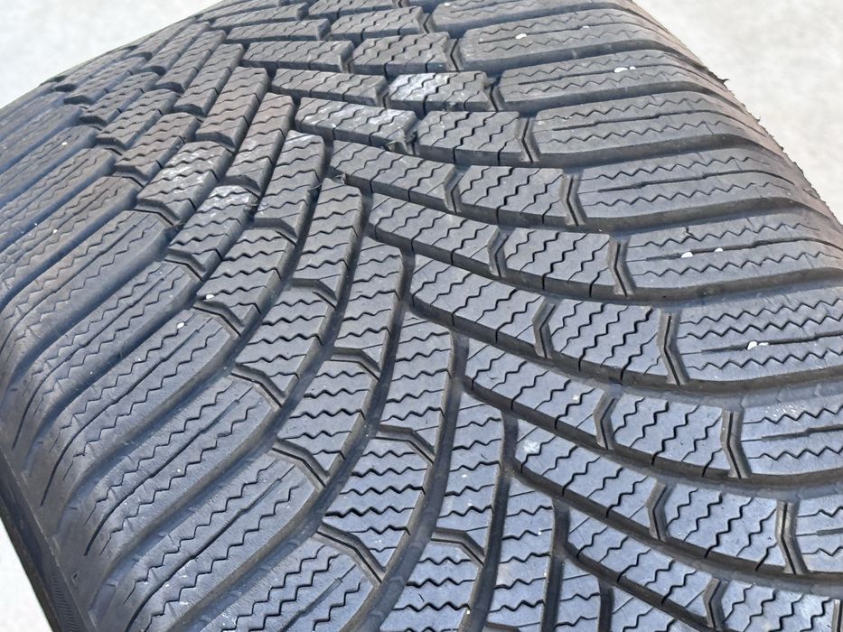 225/50/R17 Bridgestone Blizzak 2бр зимни dot2524