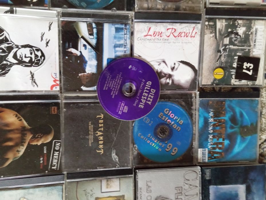 CD музика всякакви стилове запазени
