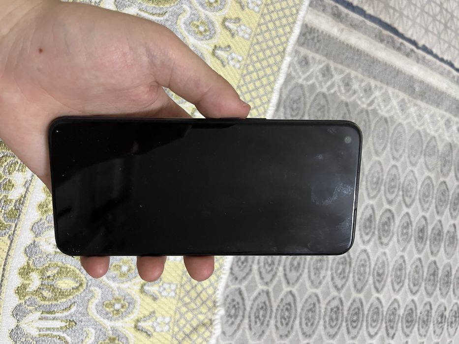 Oppo продается телефон