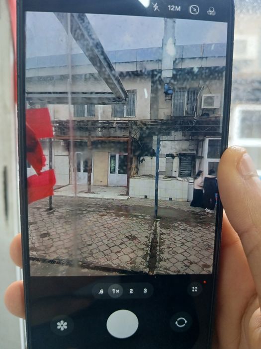 Samsung S22+ sotiladi