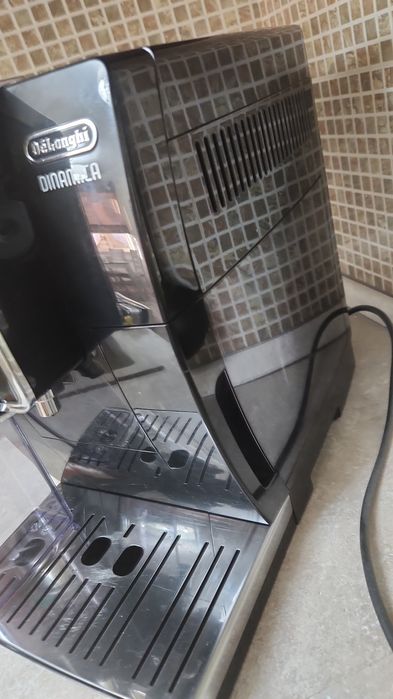 Кофемашина Delonghi