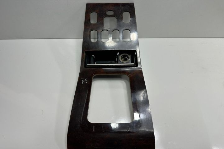 Ornament consola centrala 1636809136 Mercedes-Benz ML W163