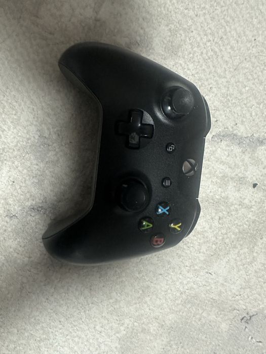 2 штук Геймпал, джостик xbox.