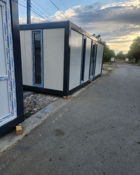 Vand containere modulare la super preț-calitate