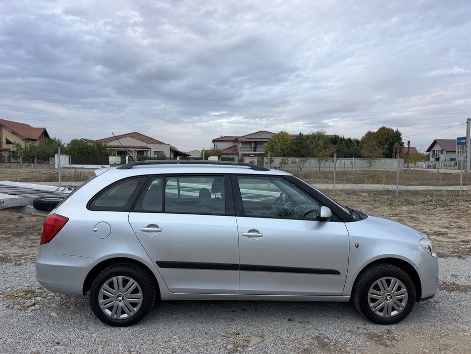SKODA Fabia 2009 — imagine 5