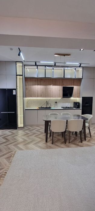 СДАЕТСЯ шикарная квартира 2/4/9  ЖК РЕЗИДЕНЦИЯ Юнусабад