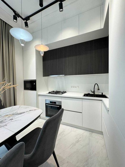 НОВОСТРОЙКА! Шикарная 2х ком кв-ра С АРЕНДАТОРОМ! Минор Алайский ID02