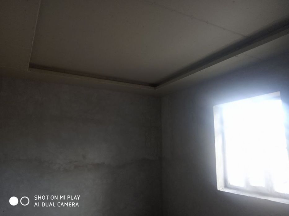 Дом с монсатом