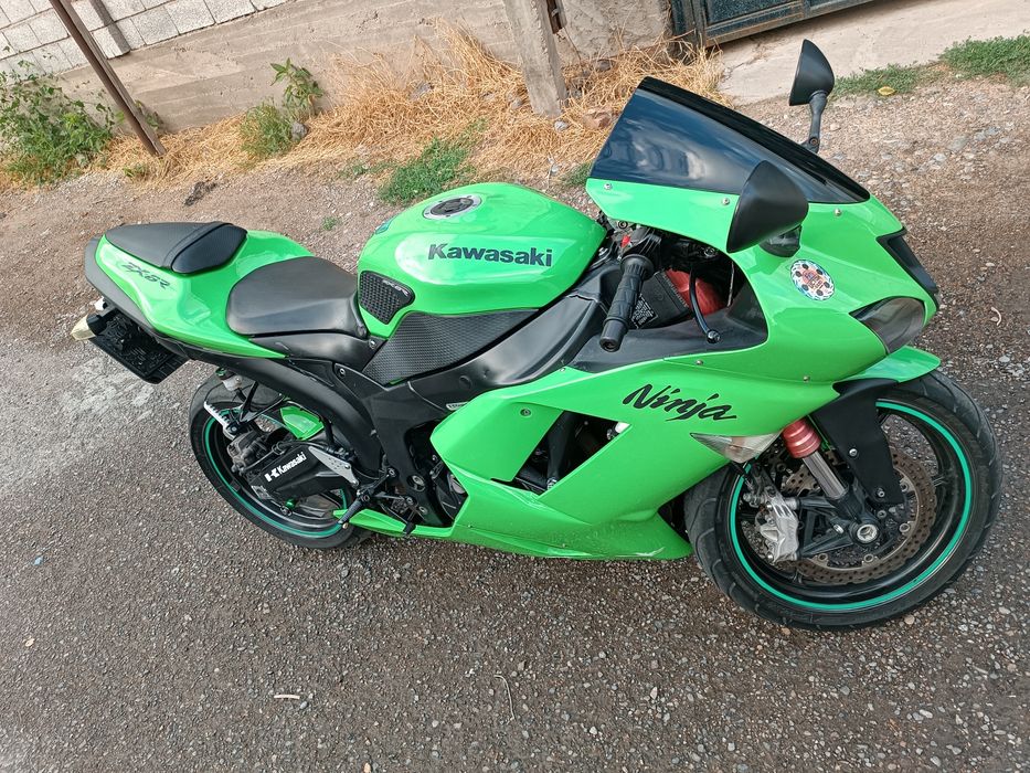 Kawasaki Ninjai ZX6R