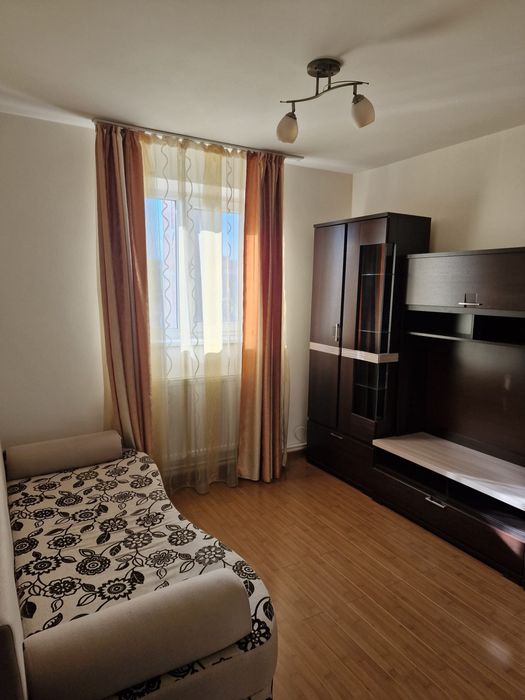 Inchirez apartament 4 camere ultracentral in Falticeni
