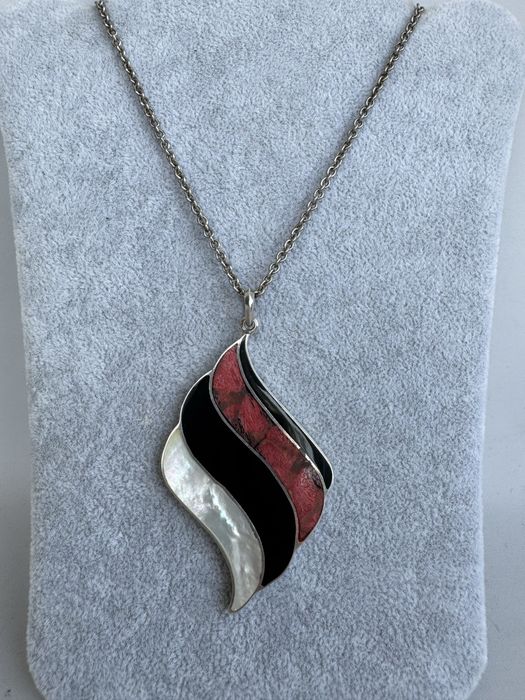 Pandantiv si lant argint -sidef, onix si coral