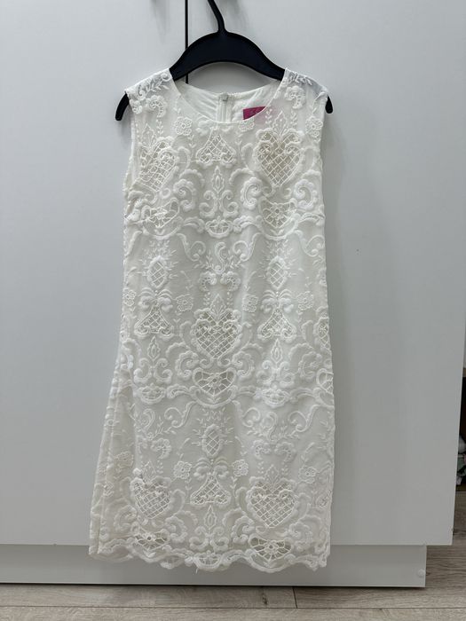 Продаю платье на девочку подростка