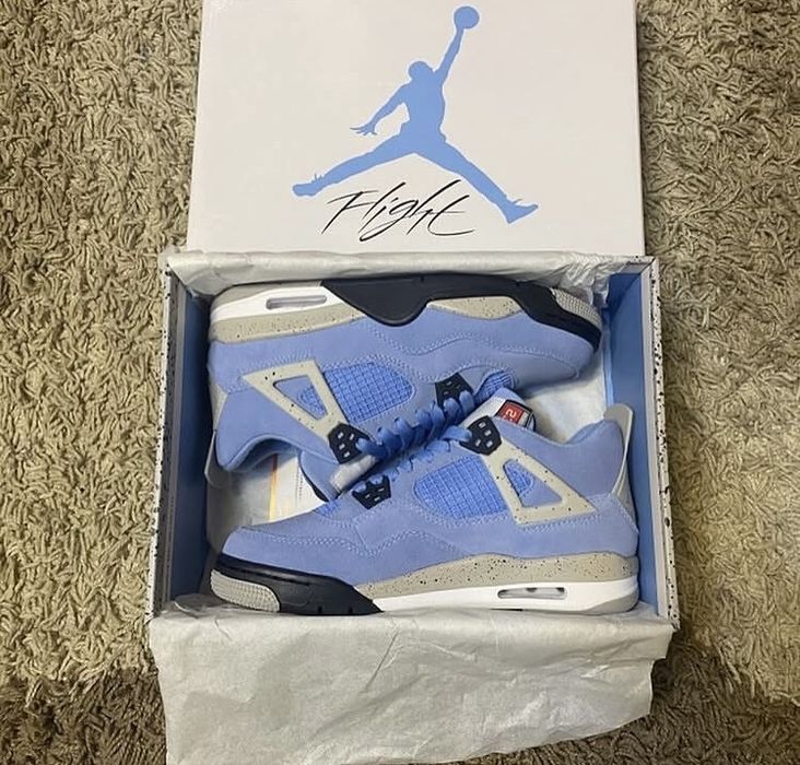 Adidasi Air Jordan 4 University Blue
