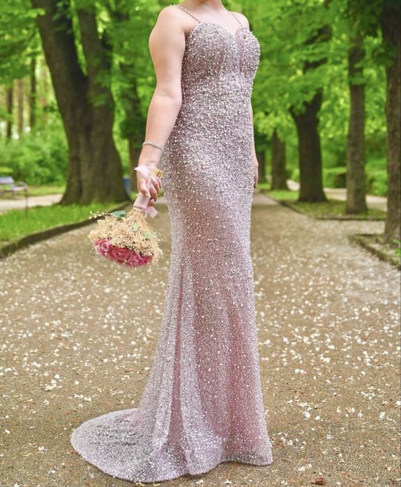 Официална бална рокля