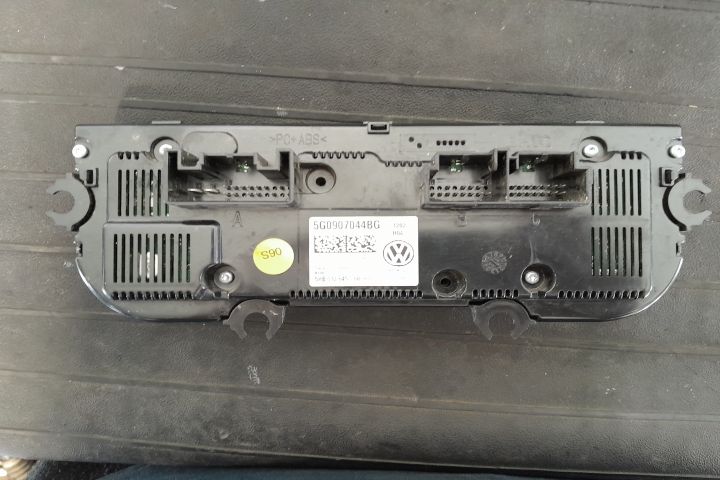 Comanda clima 5G0907044BG 5G0907044BG Volkswagen VW Touran a 2-a gene